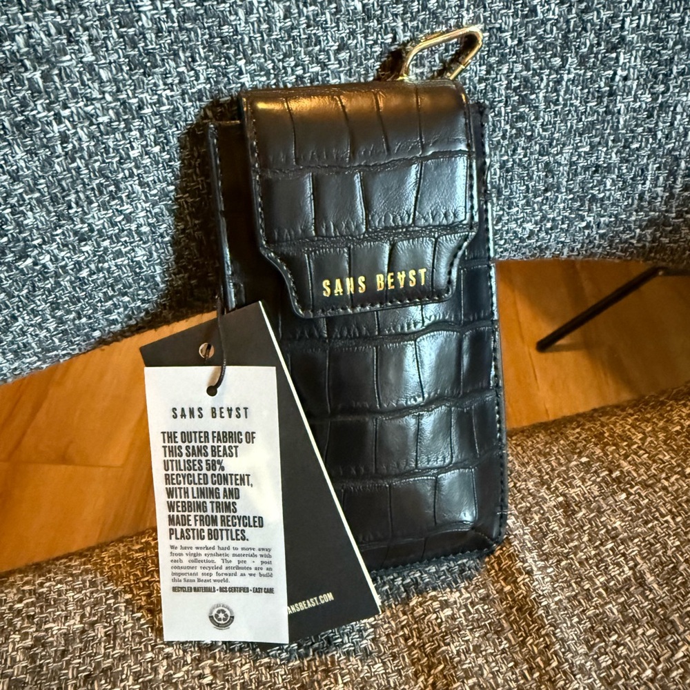 Sans Beast All Seeing Glasses Pouch NWT